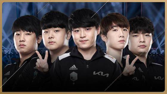 国内球员正 国内球员正